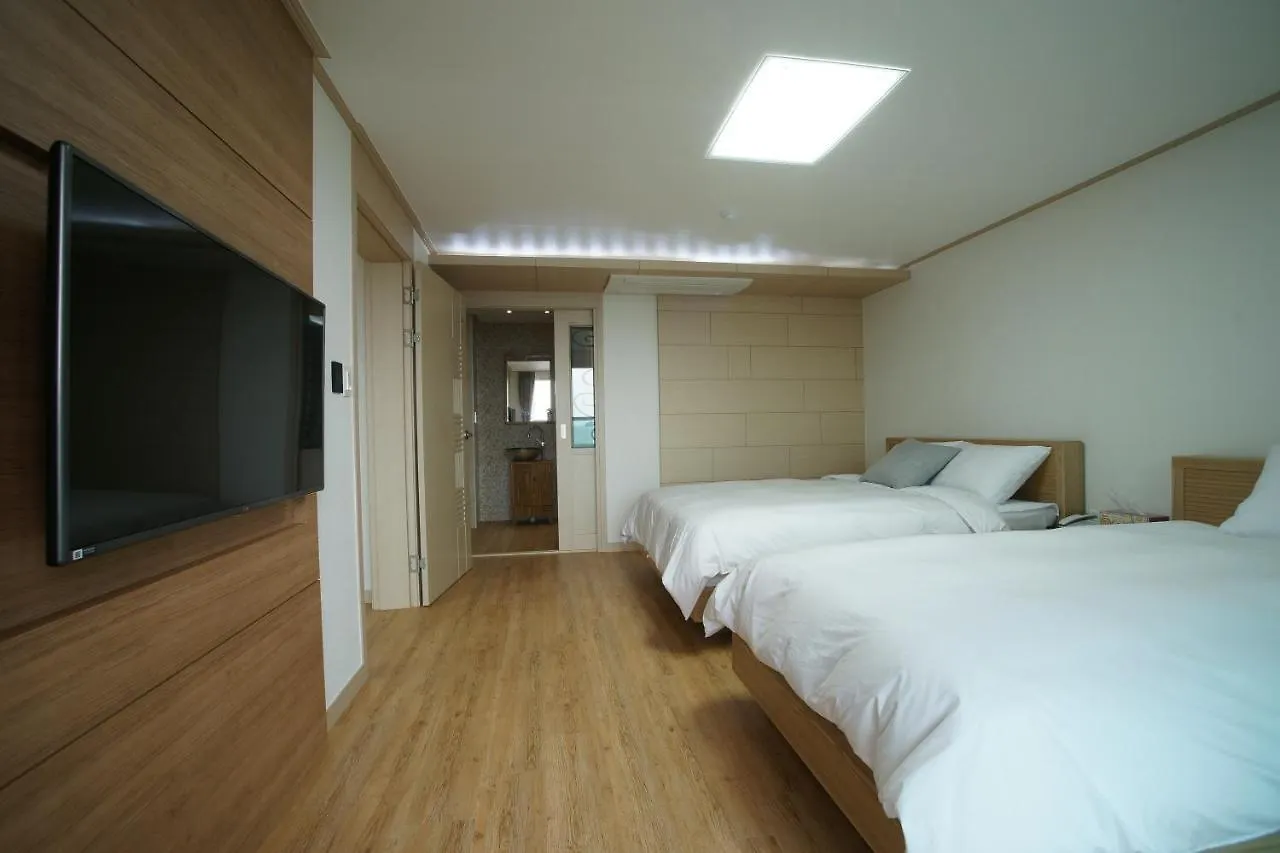 The Beach Pension Jeju 0*,  South Korea